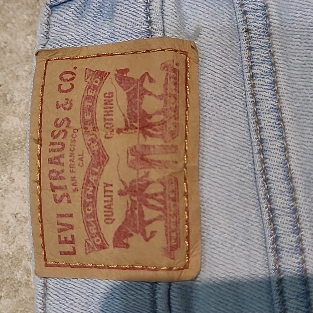 LEVIS ** HIGH RISE**SKINNY** DISTRESSED**JEANS - Picture 5 of 12